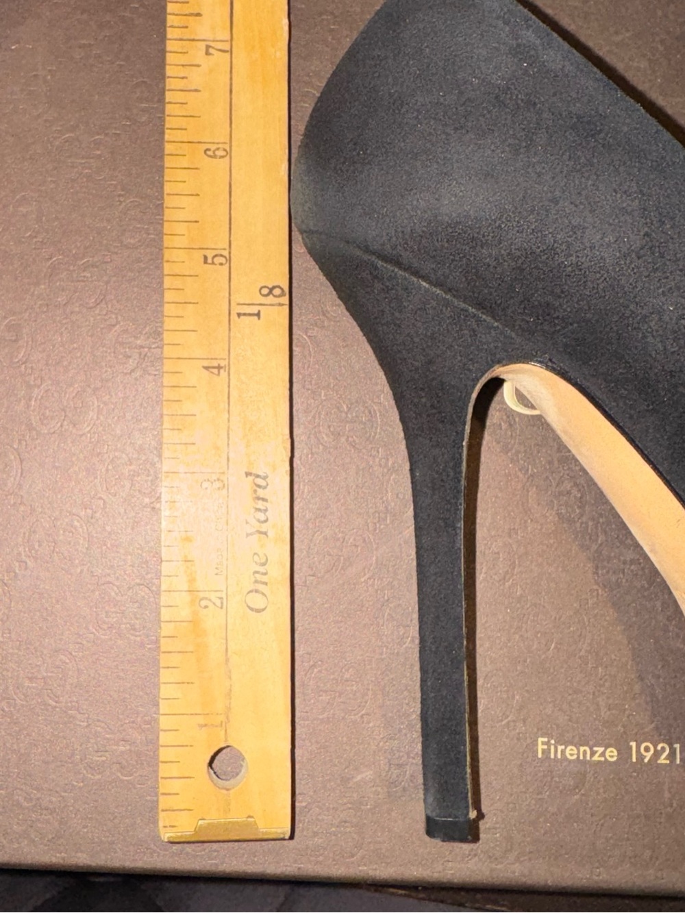 Gucci Black Suede Platform Pumps Square Toe EU37/US 6.5 Made in Italy - Picture 11 of 13